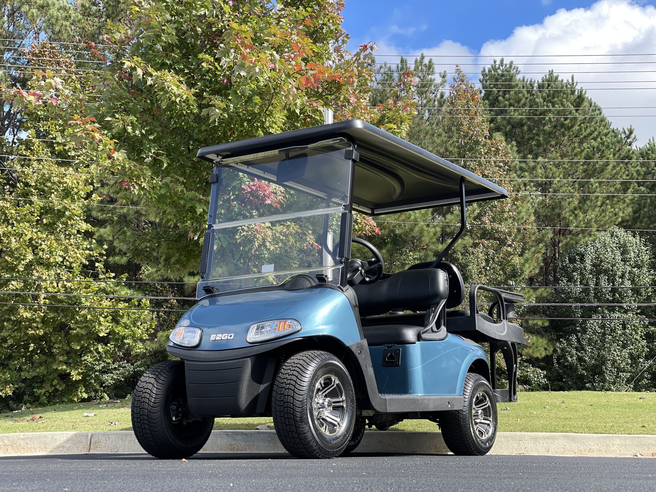  E-Z-GO Freedom RXV Custom Electric Golf Cart